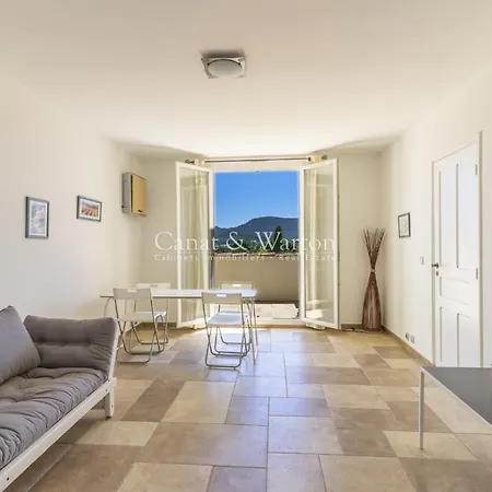 홈스테이 La Maison De Chantal